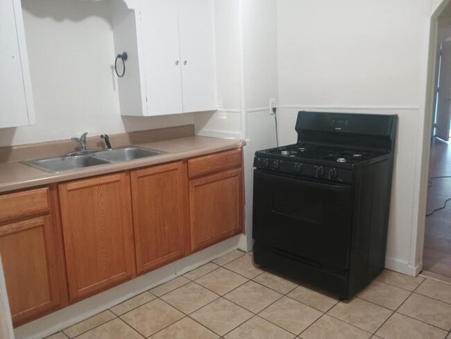 Photo - 102 W Colorado Ave