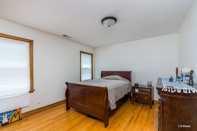 Photo - 10601 S Artesian Ave Unit 1