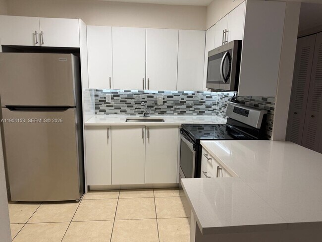 Photo - 4800 NW 79th Ave Unit 102