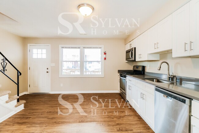 Photo - The living is easy in this lovely 3 bedroom