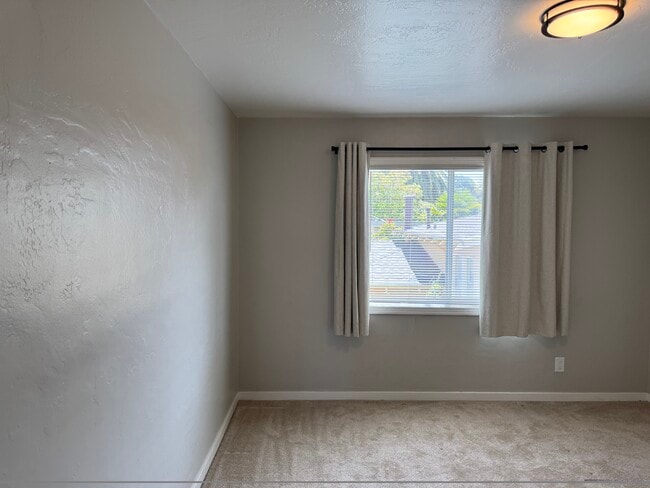 Photo - 2116 California St Unidad B