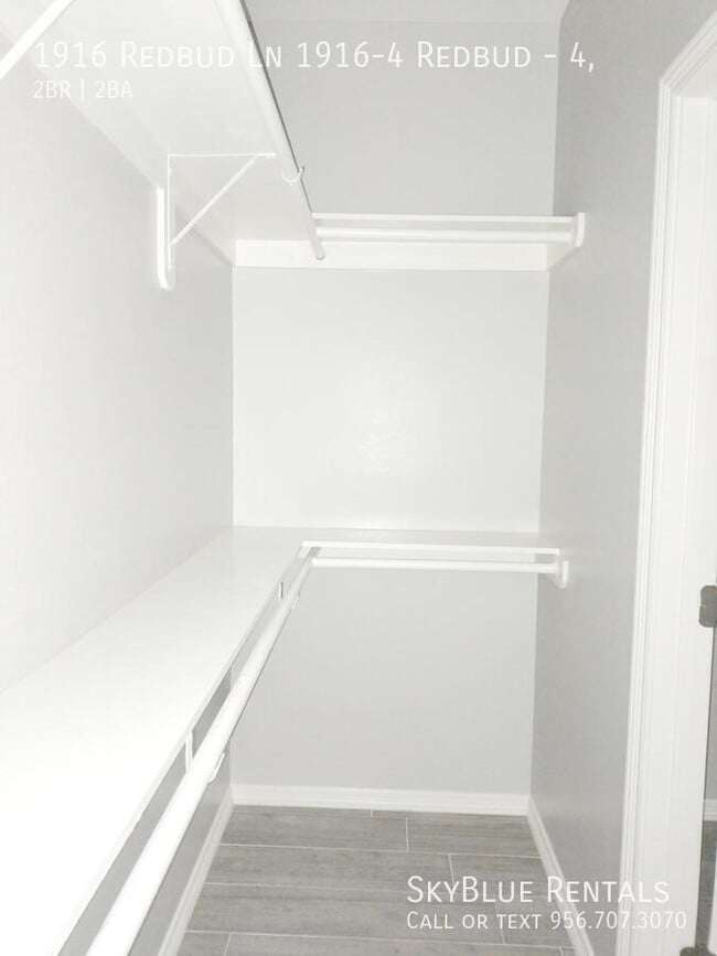 Photo - 1916 Redbud Ln Unit 4,