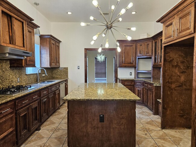 Photo - 5027 Creekmont Dr