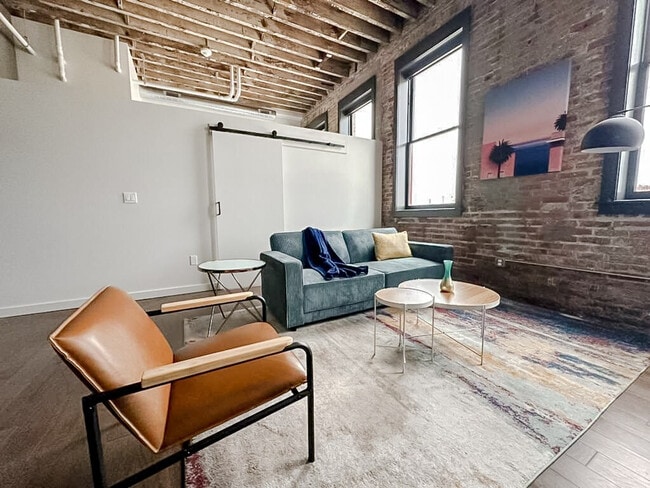 Photo - 500 W 7th St N Unidad ID1352445P