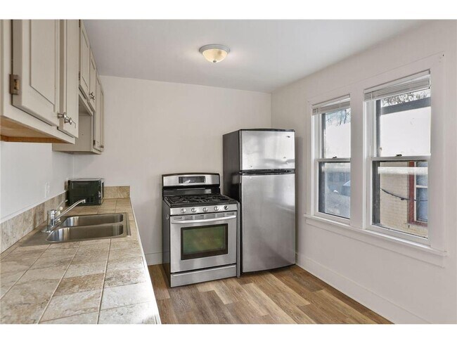 Photo - 2617 2nd Ave S