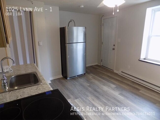 Photo - 1025 Lynn Ave Unit 1