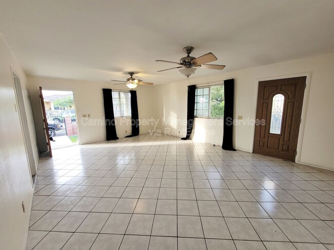 Photo - 734 Williamson Ave