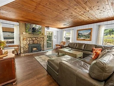 Photo - 774 Eureka Dr