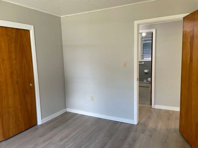 Photo - 1614 Unit #2