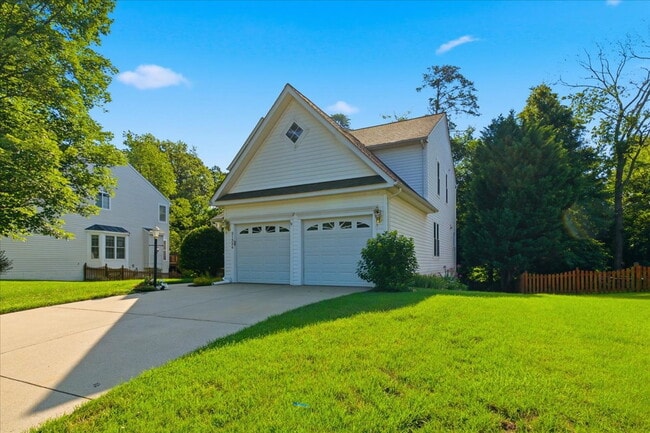 Photo - Spacious Broadlands Home Backing to Nature with Expansive Outdoor Living