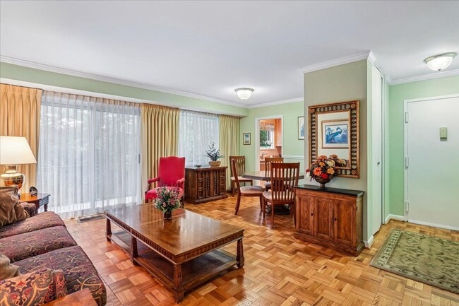 Photo - FURNISHED 2BR w/Den in Parkside Condos, Bethesda - ALL UTILITIES INCLUDED! - Available NOW!! Unit 102