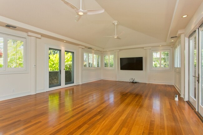 Photo - 4716 Farmers Rd