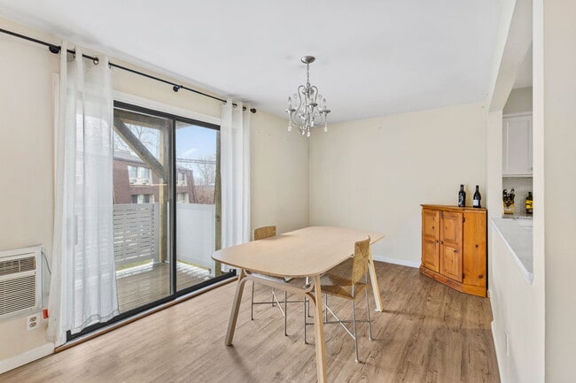 Photo - 22 Radio Pl Unit 8