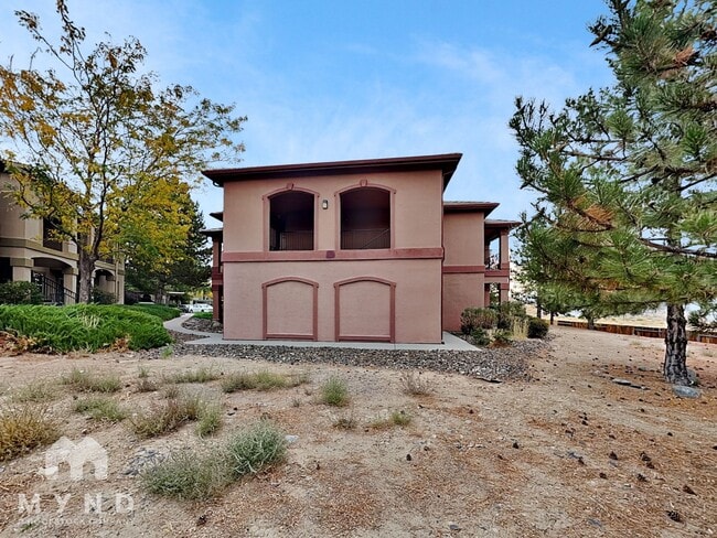Building Photo - 6850 Sharlands Ave.