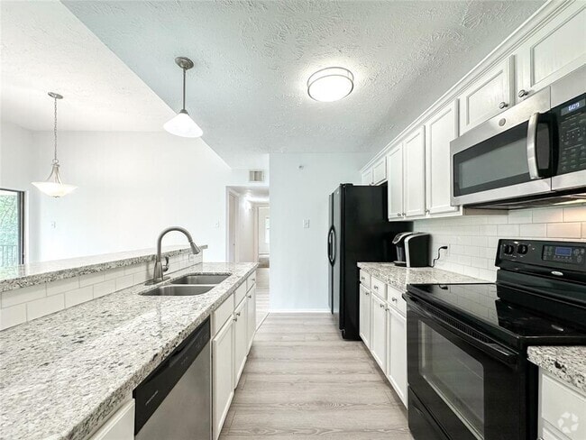 Building Photo - 8051 Bay Branch Dr Unit 131 Rental