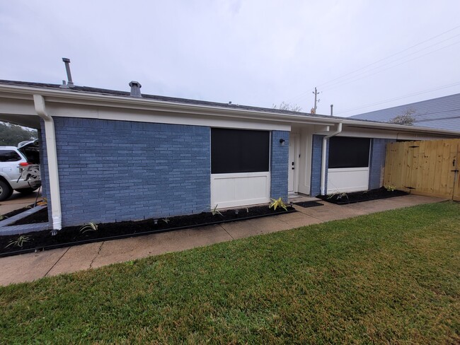 Photo - 1815 Bahama Dr