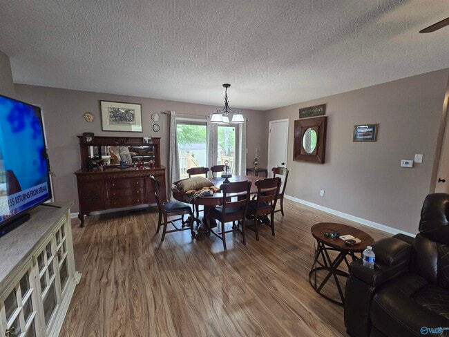 Photo - 112 Jacque-Jim Dr