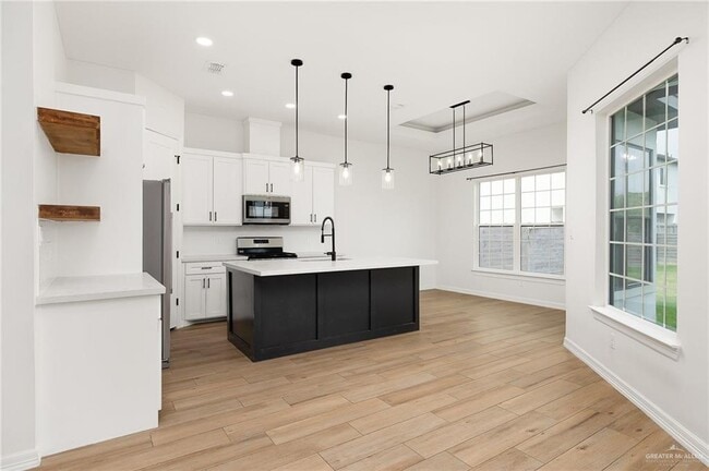 Photo - 13 S Elevation Dr