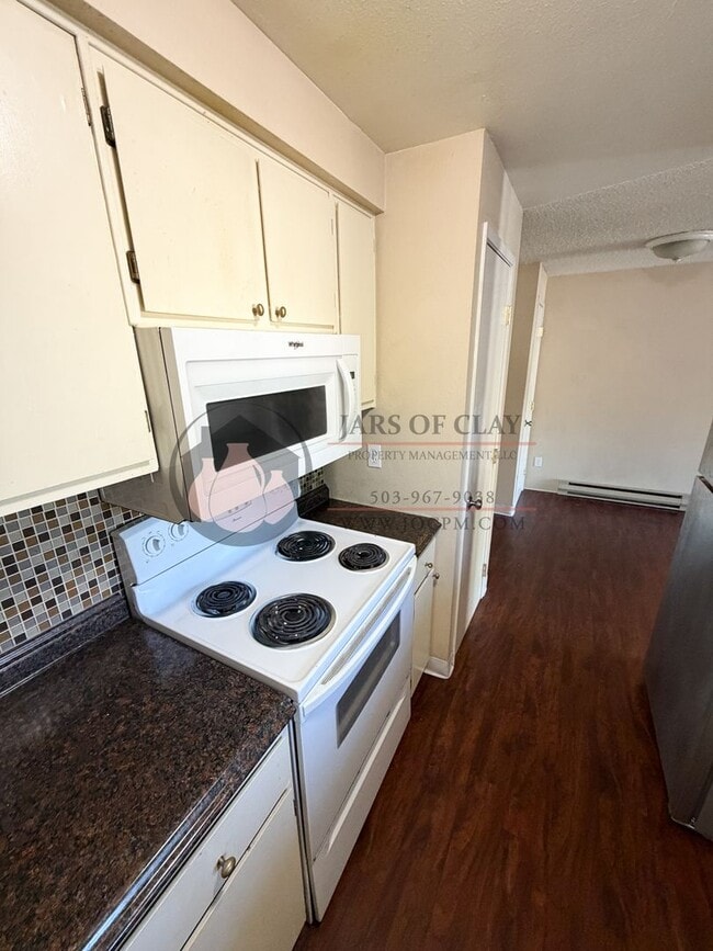 Photo - Beaverton Community Living | Dedicated Off-Street Parking & Great Layout Unit I-12
