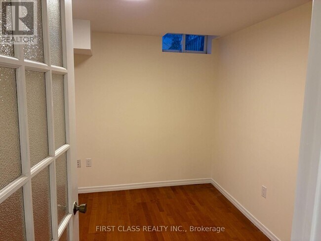 Photo - 157 Galbraith Crescent