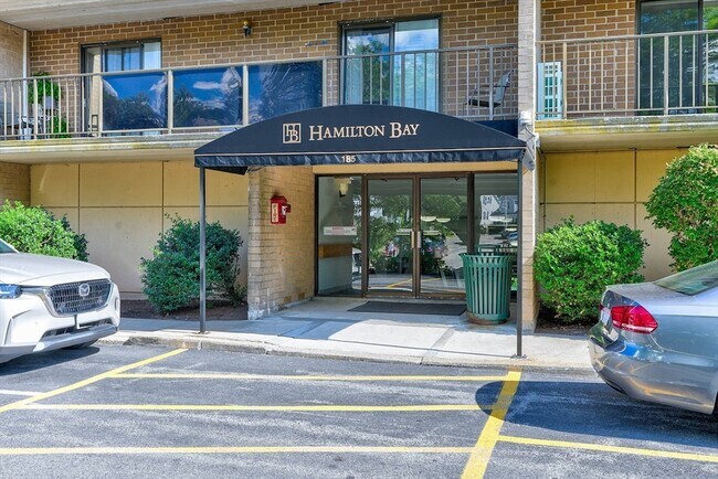 Building Photo - 165 Quincy Shore Dr Unit Apt C21