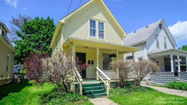 Photo - 610 S Ashley St