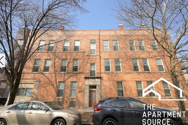 Photo - 2732 W Chicago Ave Unit 2