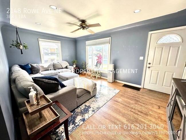 2148 Rowe Ave NE
