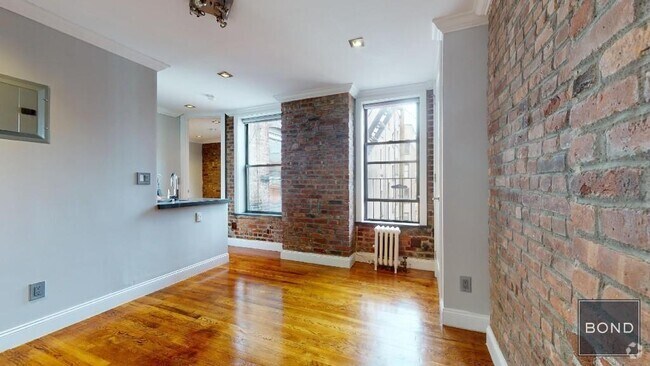 Building Photo - 234 Mott St Unit 17 Rental