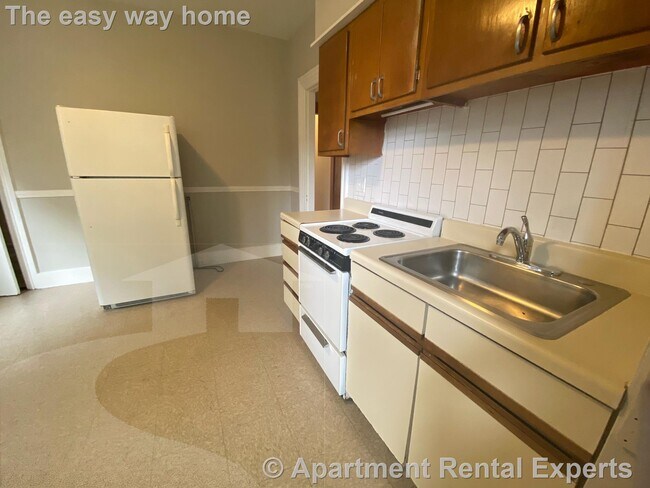 Photo - 8 A Forest St Unit #2R