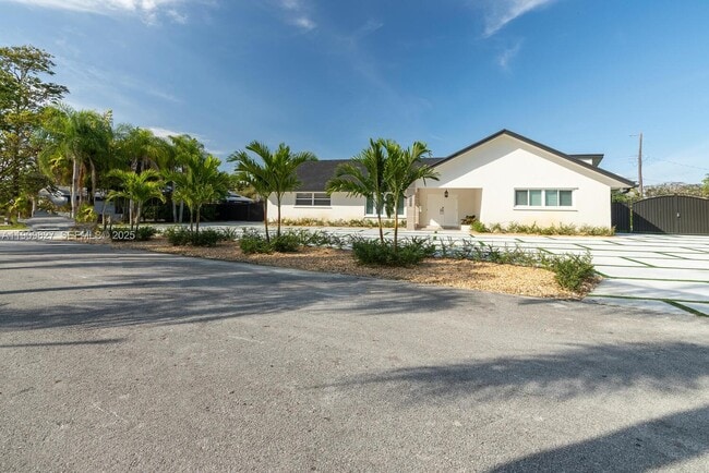 Photo - 8425 SW 185th St