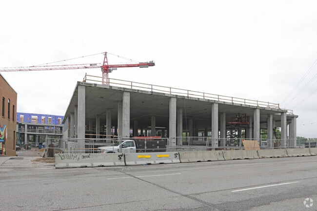 De junio de 2022 - Identity Dinkytown