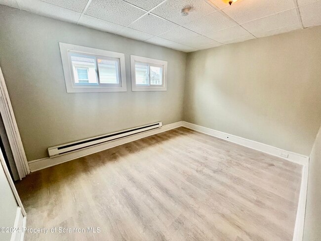 Photo - 433 Boulevard Ave