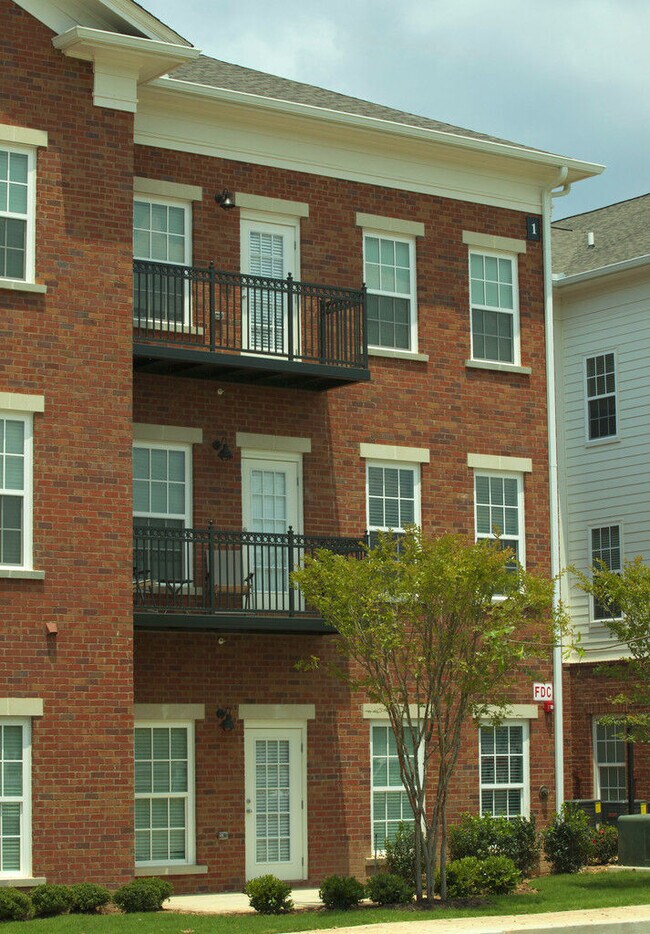 Carrington at Schilling Farms apartments — community photo