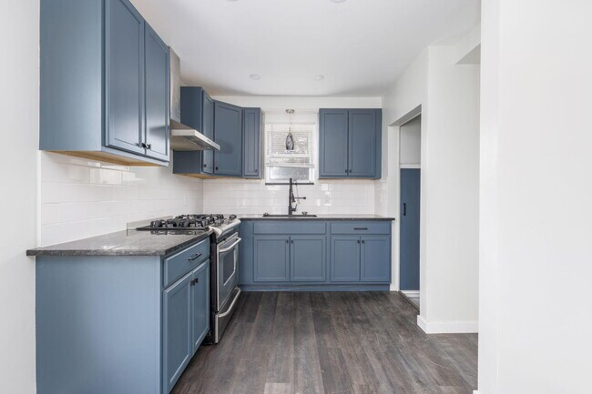 Photo - 12026 Wayburn St