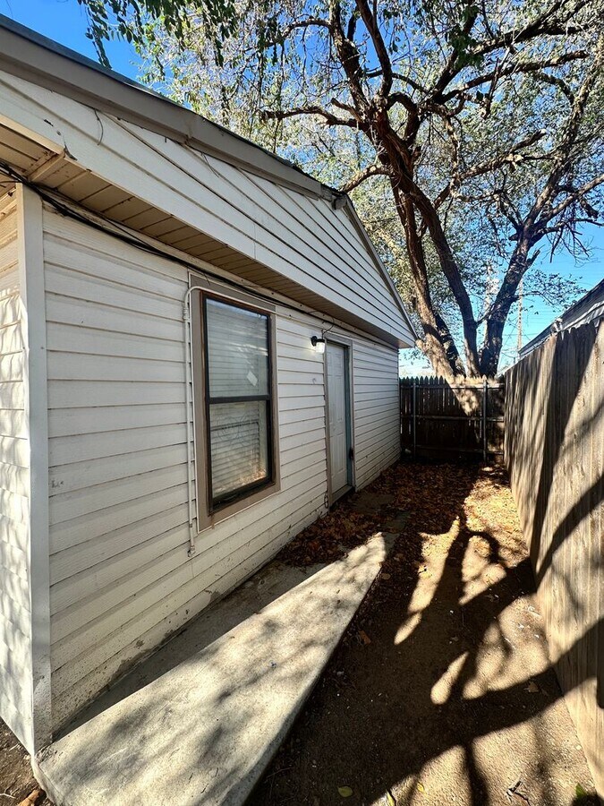 Photo - 3216 35th St Unidad C