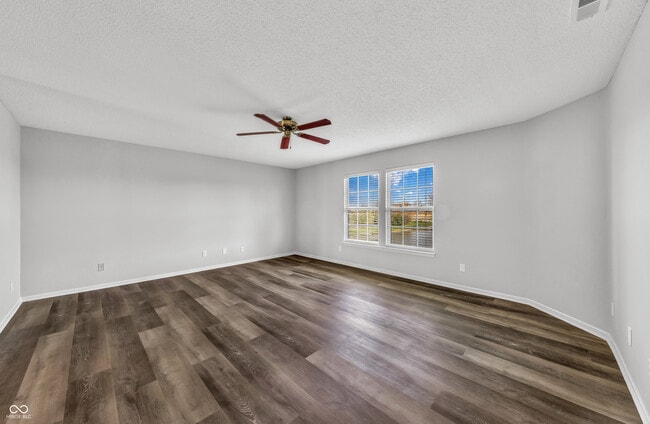 Photo - 9714 Lantern Ln