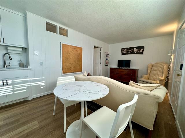 Photo - 2401 Church St Unit 11