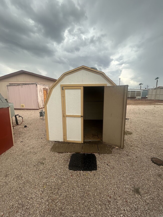 Photo - 3601 E Wyoming Ave