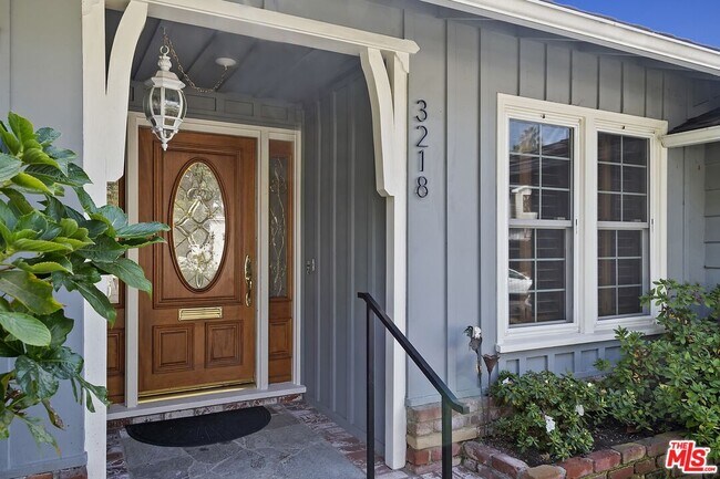 Photo - 3218 Woodbine St