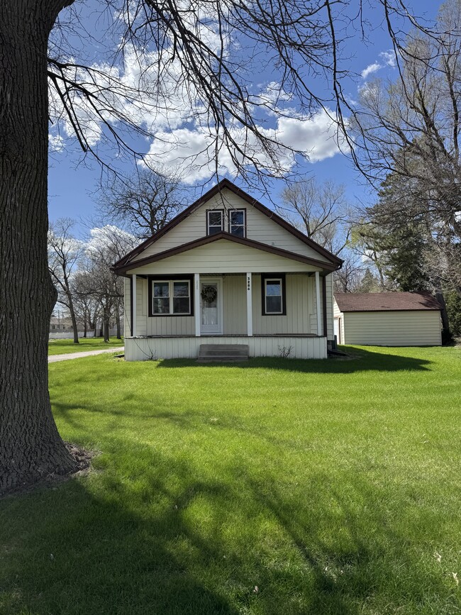Building Photo - 3286 26th Ave Rental