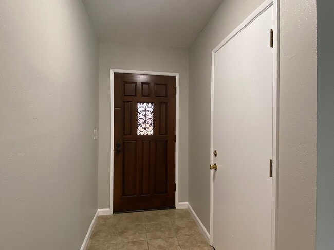 Photo - 5377 Sonoma Dr