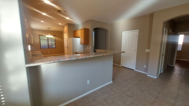Photo - BEAUTIFUL 4-BEDROOM IN POWER RANCH!