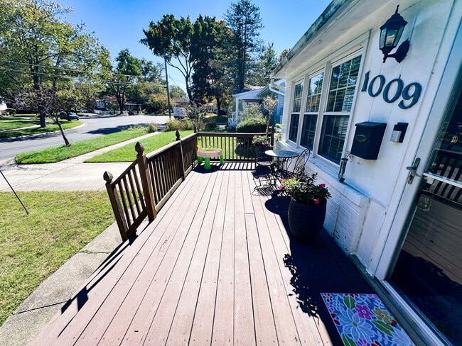 Photo - 1009 Kennon Ct