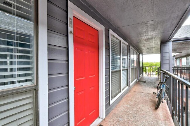 Photo - 2804 Rio Grande St Unit 310