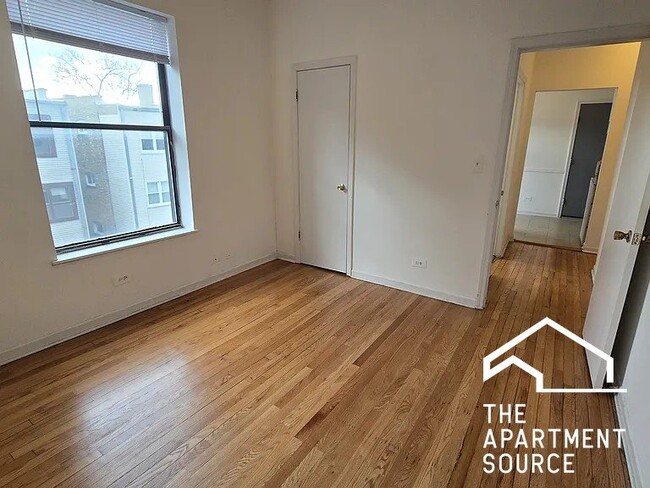 Photo - 7726 N Marshfield Ave Unit 7726 North Marshfield Ave