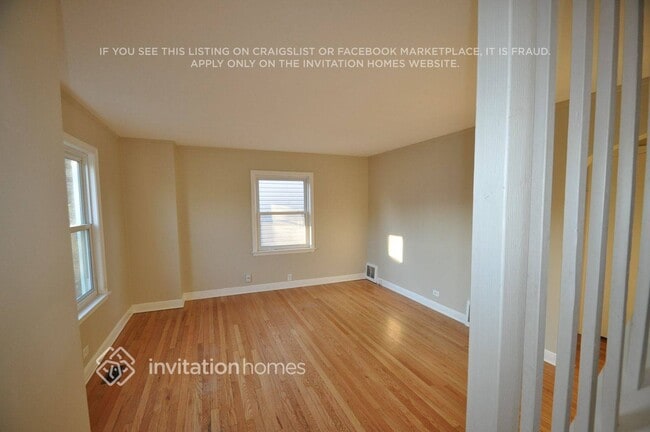 Photo - 10714 S Kedzie Ave