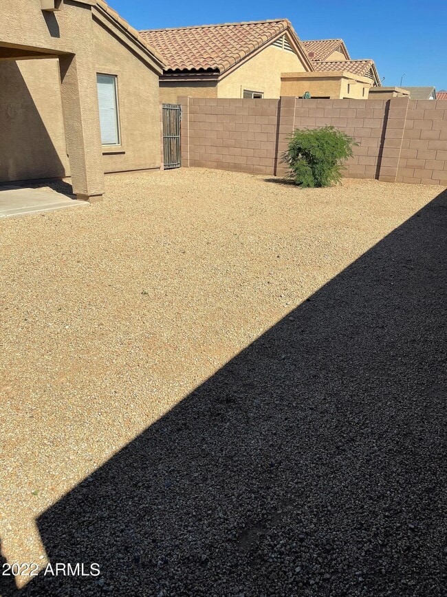 Photo - 9729 E Butte St