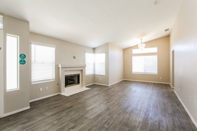 Photo - 1724 Villa Vista Way