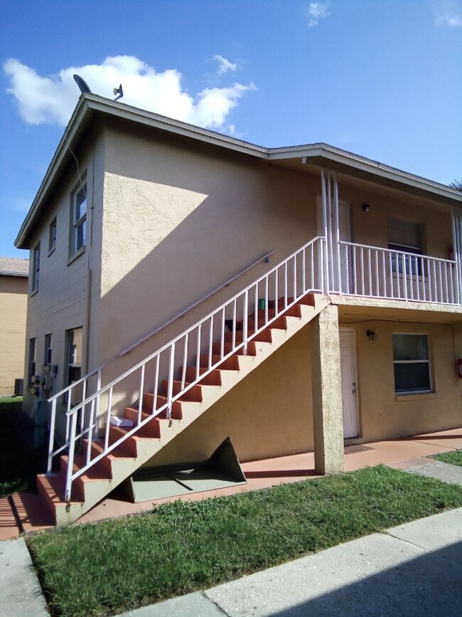 Beautiiful Palm Gardens 2 bedroom, 1 bath ... - Beautiiful Palm Gardens 2 bedroom, 1 bath ... Condo